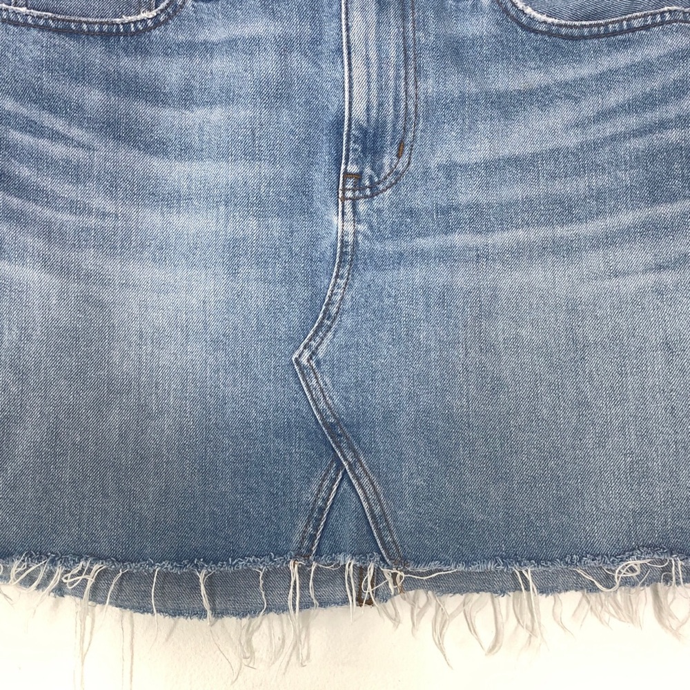 Madewell Rigid Denim A-Line Frayed Hem Mini Skirt in Lovell Light Wash Size 29 - Picture 3 of 11